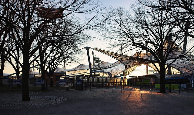 更通过自己 更通过自己